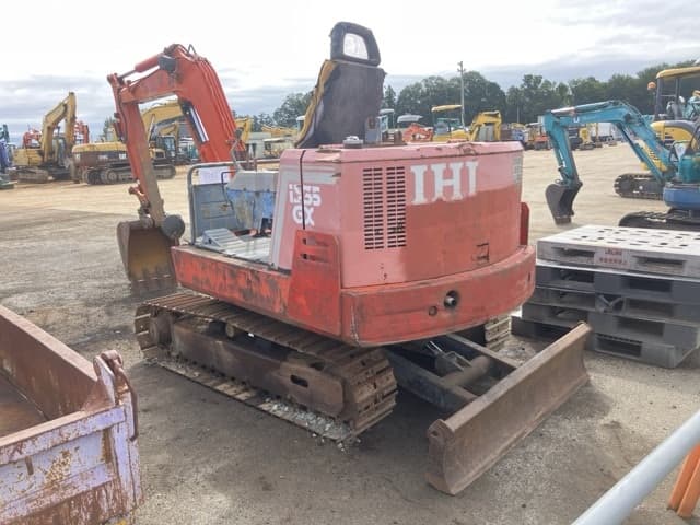 MINI EXCAVATOR — Auction (lot 8461-1819)