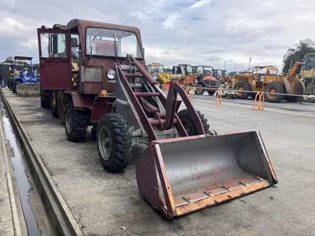MINI WHEEL LOADER — Auction (lot 8461-1820)