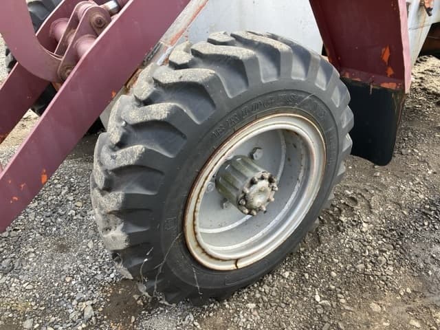 MINI WHEEL LOADER — Auction (lot 8461-1820)
