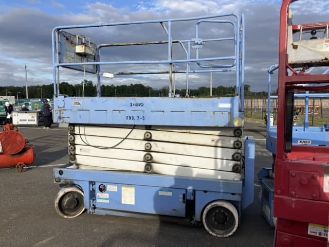AERIAL WORK PLATFORM — Auction (lot 8461-1822)