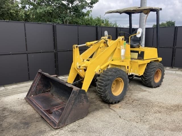MINI WHEEL LOADER — Auction (lot 8461-1823)