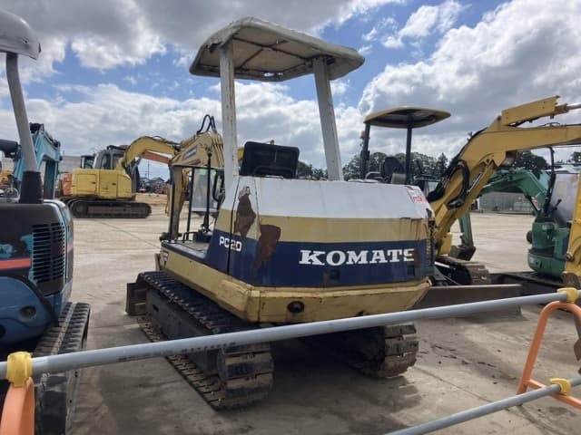 MINI EXCAVATOR — Auction (lot 8461-1824)