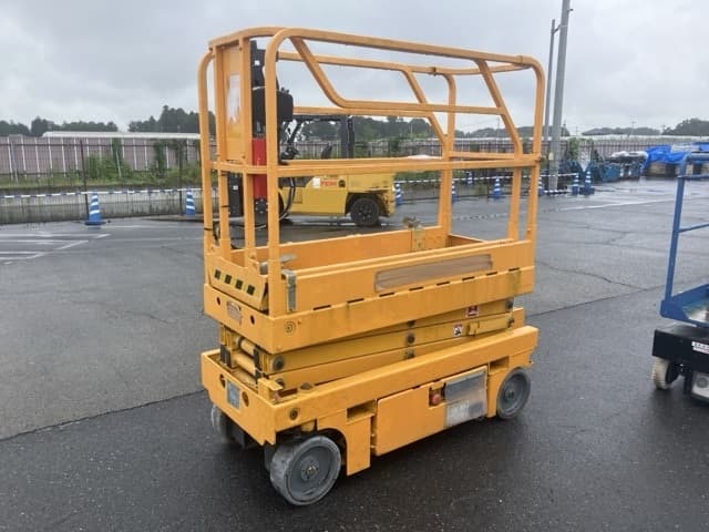 AERIAL WORK PLATFORM — Auction (lot 8461-1828)
