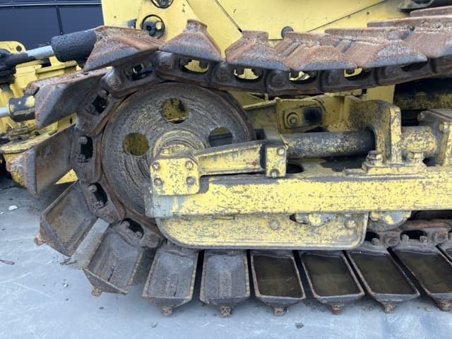 Bulldozer — Auction (lot 8461-1833)