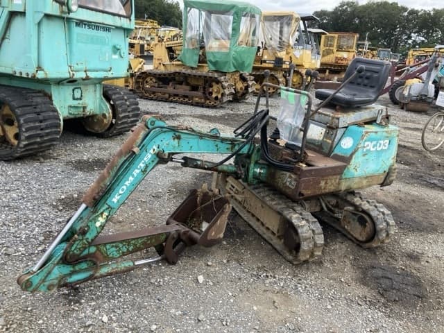 MINI EXCAVATOR — Auction (lot 8461-1836)