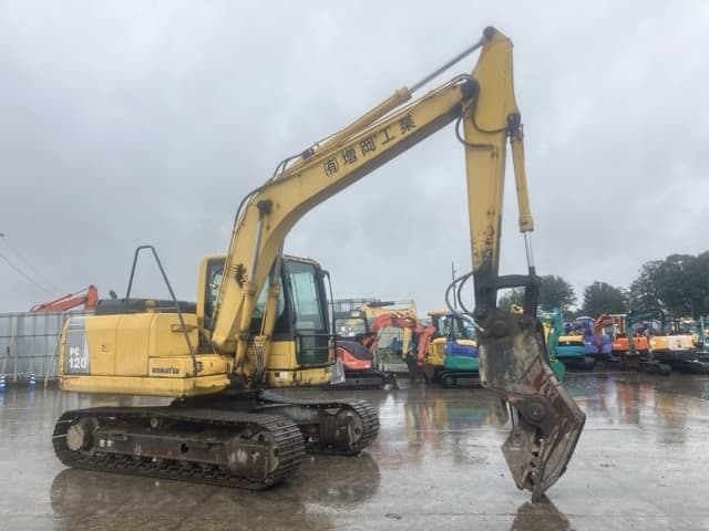 EXCAVATOR — Auction (lot 8461-186)