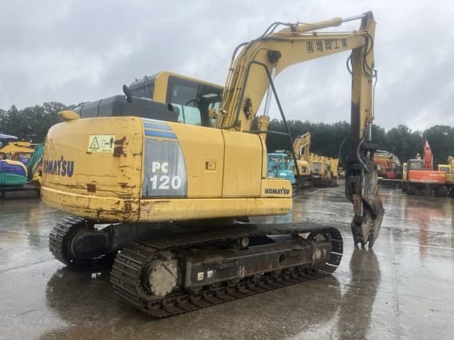 EXCAVATOR — Auction (lot 8461-186)