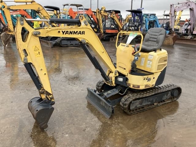 MINI EXCAVATOR — Auction (lot 8461-191)