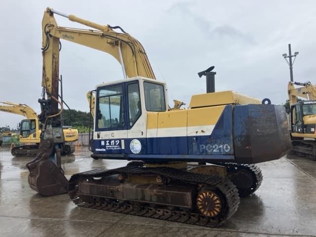EXCAVATOR — Auction (lot 8461-193)