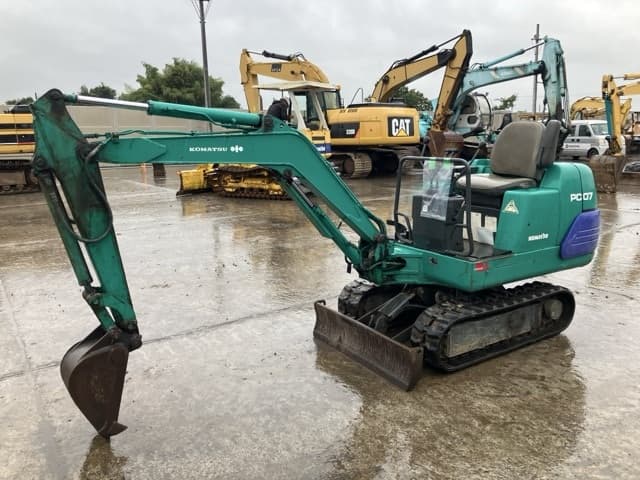 MINI EXCAVATOR — Auction (lot 8461-194)