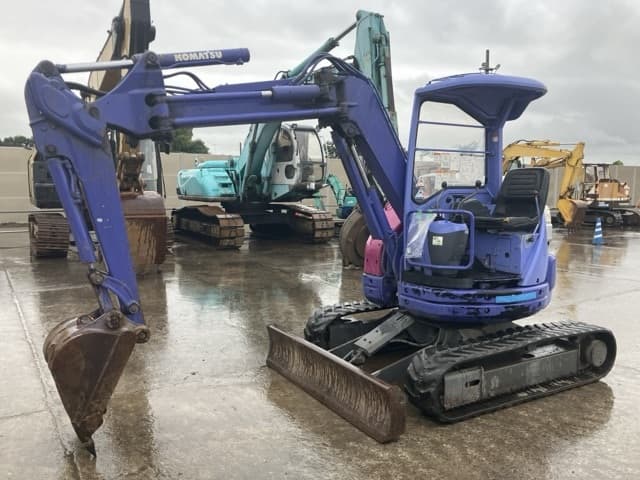 MINI EXCAVATOR — Auction (lot 8461-195)