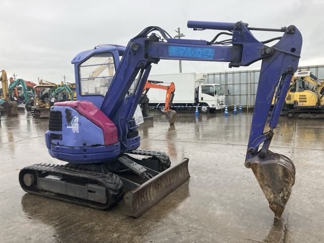 MINI EXCAVATOR — Auction (lot 8461-195)