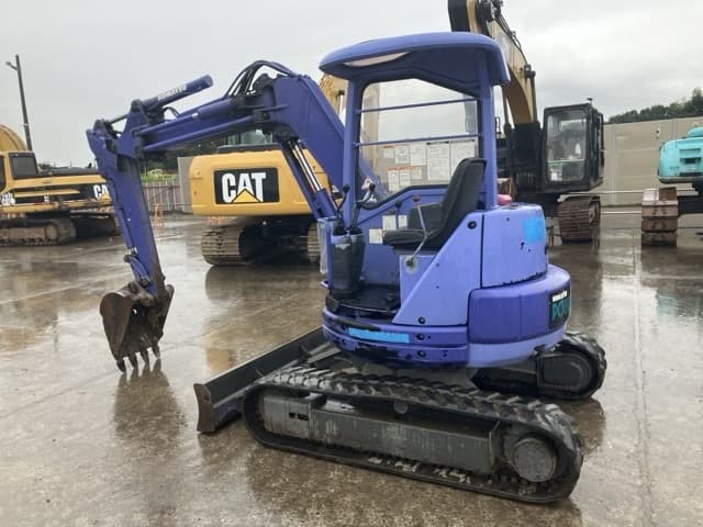 MINI EXCAVATOR — Auction (lot 8461-195)