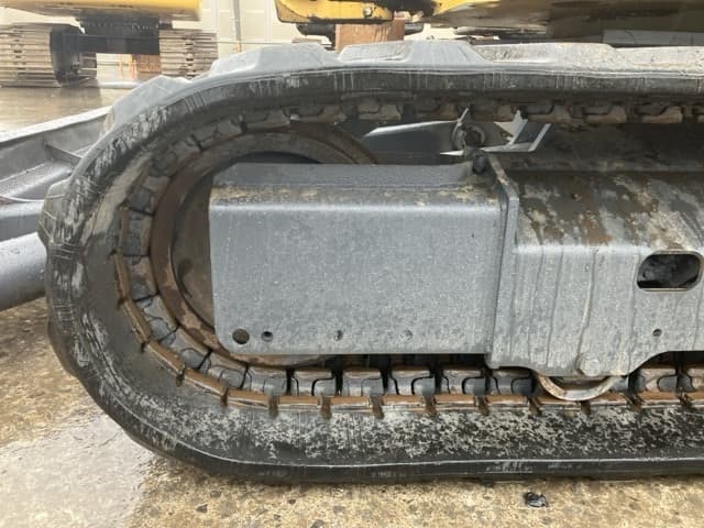 MINI EXCAVATOR — Auction (lot 8461-196)