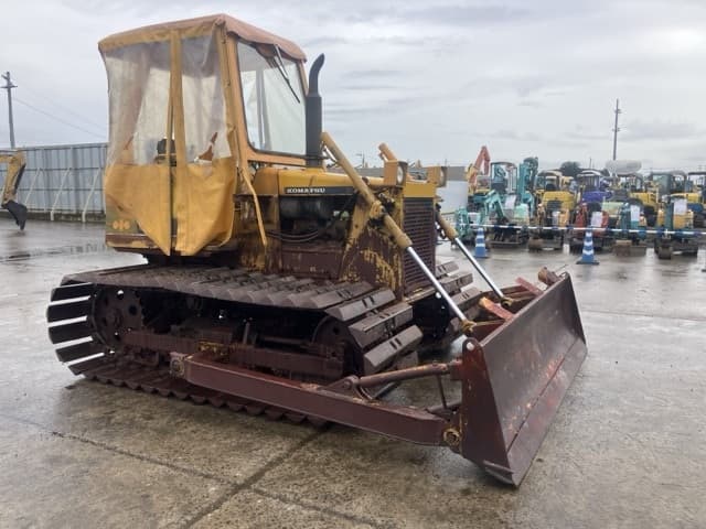 Bulldozer — Auction (lot 8461-2)