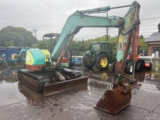 EXCAVATOR — Auction (lot 8461-20004)