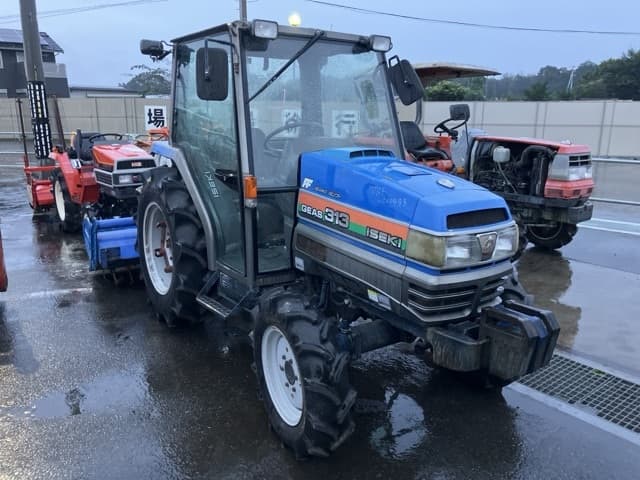 Tractor — Auction (lot 8461-2009)