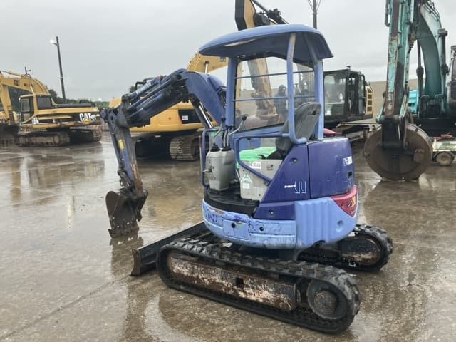 MINI EXCAVATOR — Auction (lot 8461-201)