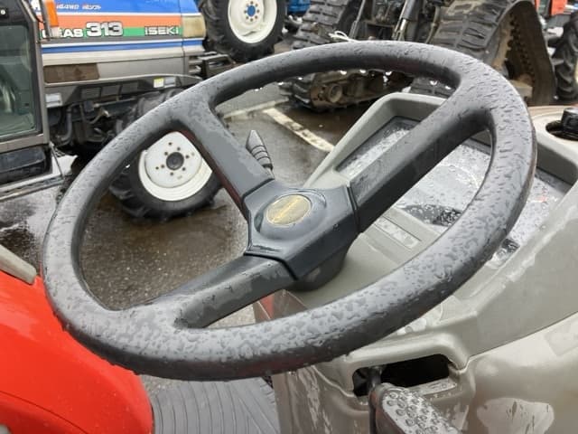 Tractor — Auction (lot 8461-2016)