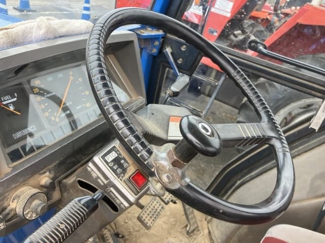 Tractor — Auction (lot 8461-2026)