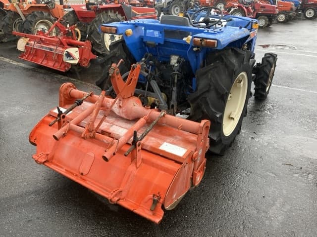 Tractor — Auction (lot 8461-2034)