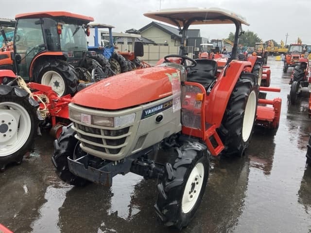 Tractor — Auction (lot 8461-2035)