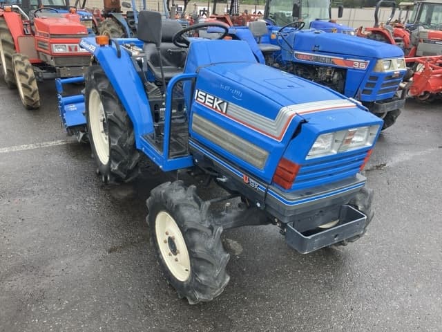 Tractor — Auction (lot 8461-2037)