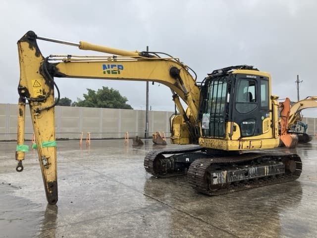 EXCAVATOR — Auction (lot 8461-204)