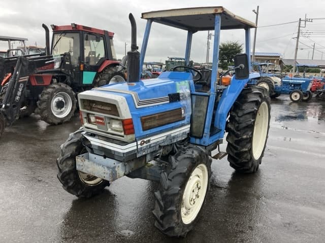 Tractor — Auction (lot 8461-2041)