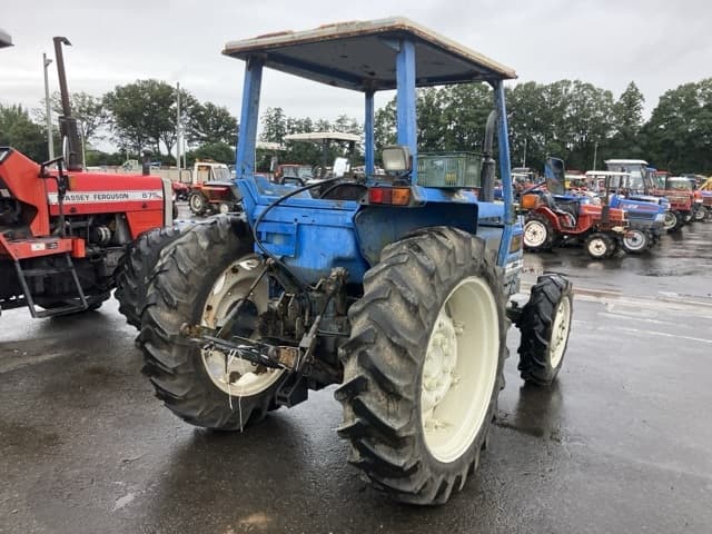 Tractor — Auction (lot 8461-2041)