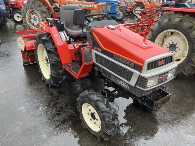 Tractor — Auction (lot 8461-2045)