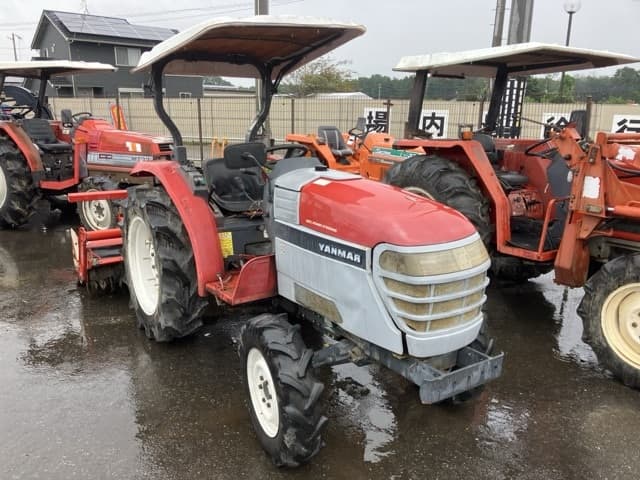Tractor — Auction (lot 8461-2046)