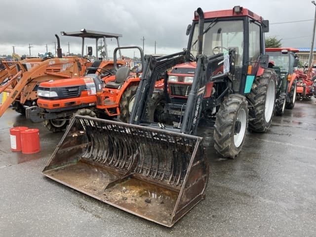Tractor — Auction (lot 8461-2051)