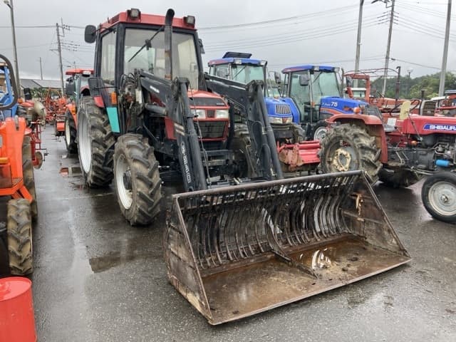 Tractor — Auction (lot 8461-2051)