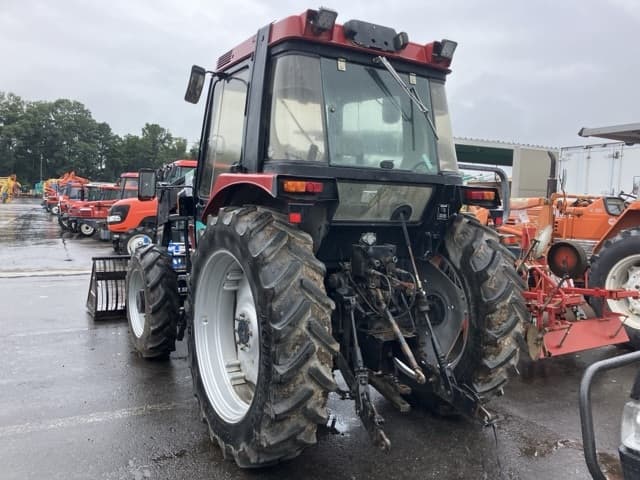 Tractor — Auction (lot 8461-2051)