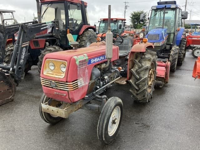 Tractor — Auction (lot 8461-2054)