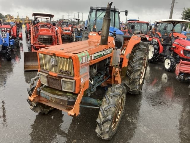 Tractor — Auction (lot 8461-2061)