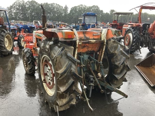 Tractor — Auction (lot 8461-2061)
