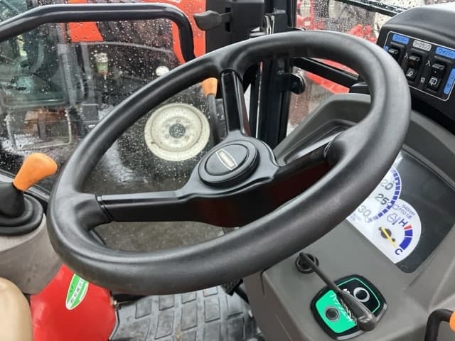 Tractor — Auction (lot 8461-2064)