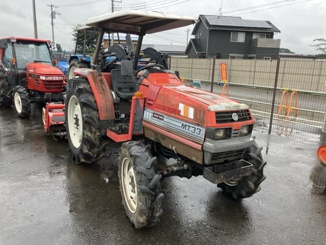 Tractor — Auction (lot 8461-2069)