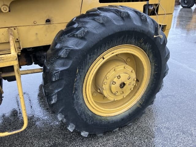 SHOVEL LOADER — Auction (lot 8461-207)
