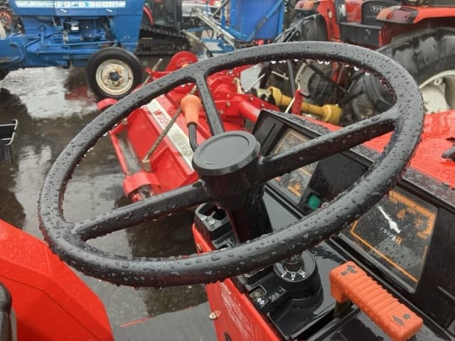Tractor — Auction (lot 8461-2074)