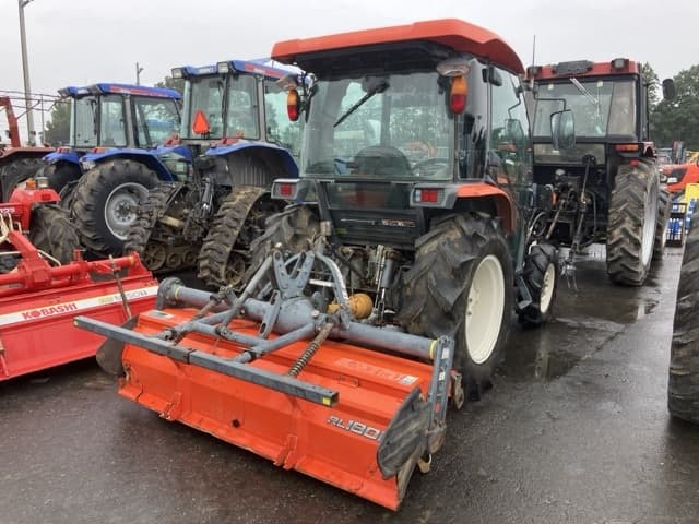 Tractor — Auction (lot 8461-2079)
