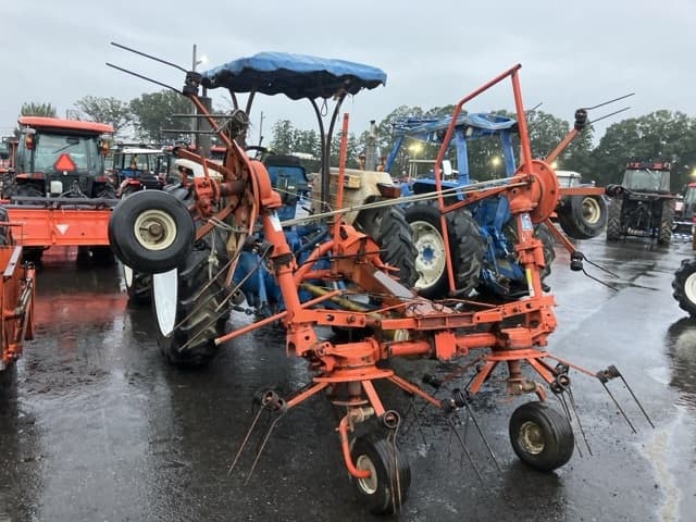Tractor — Auction (lot 8461-2090)