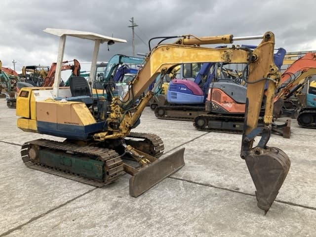 MINI EXCAVATOR — Auction (lot 8461-210)