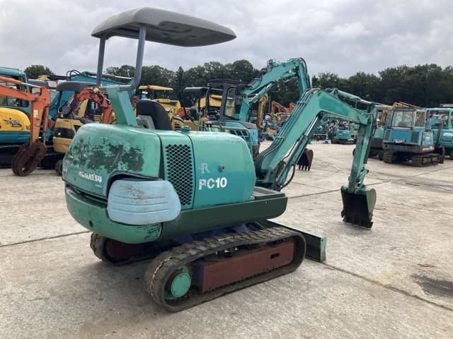 MINI EXCAVATOR — Auction (lot 8461-211)