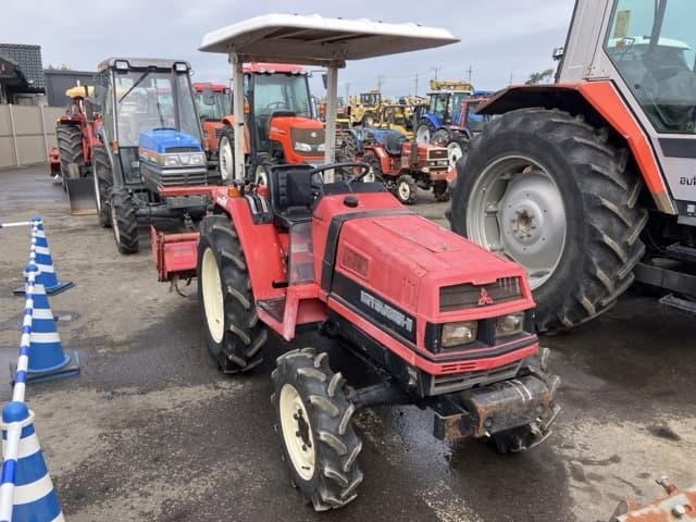 Tractor — Auction (lot 8461-2116)