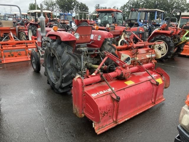 Tractor — Auction (lot 8461-2121)