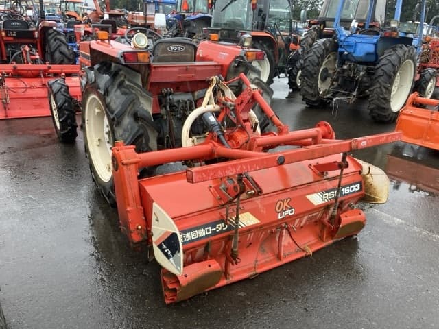 Tractor — Auction (lot 8461-2122)