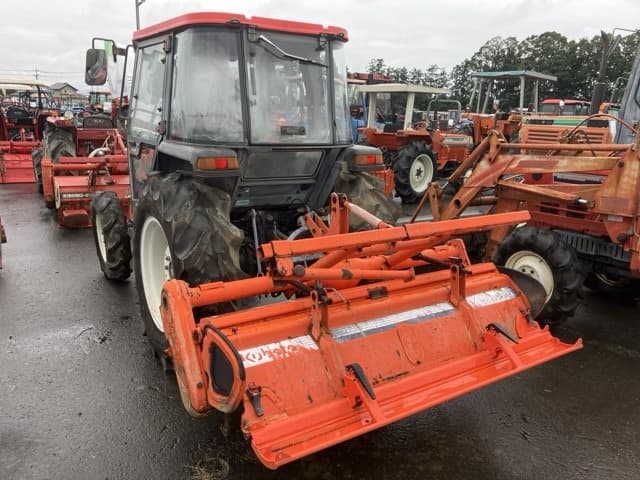 Tractor — Auction (lot 8461-2123)